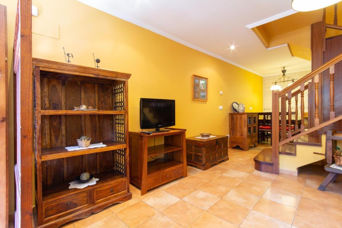 Apartamentos Rurales Les Martes Фелечоса Экстерьер фото
